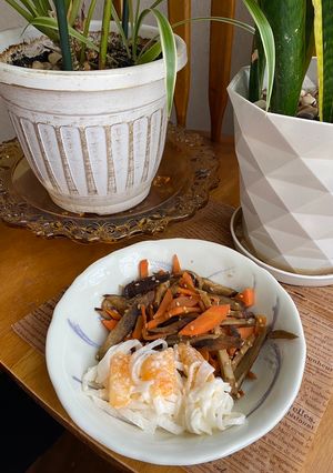 きんぴらごぼうと柿大根サラダ2品☺︎-レシピのメイン写真