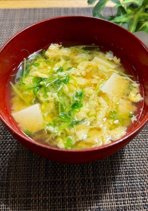 【簡単】豆苗と豆腐のかき玉お味噌汁-レシピのメイン写真