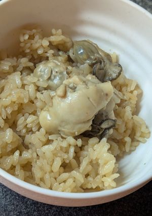 ぷくぷくな身が最高！旨味◎牡蠣ごはん-レシピのメイン写真