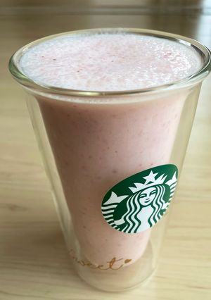 簡単!ダイエット⭐︎腸活⭐︎いちごスムージー-レシピのメイン写真