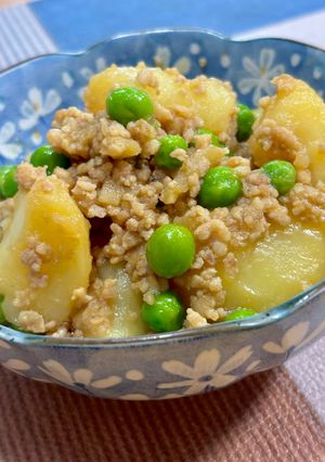 新じゃが芋とえんどう豆のそぼろ煮♪-レシピのメイン写真