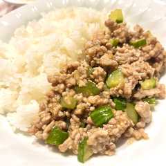 รูปของ 挽肉と胡瓜の甘酢炒め