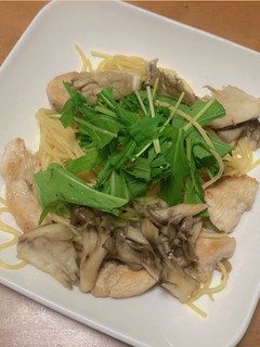 簡単!舞茸と水菜のヘルシー和風パスタ-レシピのメイン写真