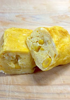 コーンを入れた甘いだし巻き玉子焼き-レシピのメイン写真