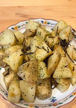 じゃがいもと塩こんぶ青のり-レシピのメイン写真