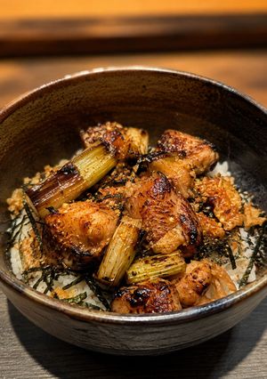 お店味！香ばしくてお肉ふわぷり＊炙り鶏の焼き鳥丼-レシピのメイン写真