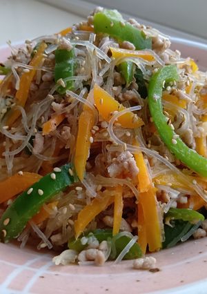レンジで簡単♡彩野菜とひき肉のチャプチェ-レシピのメイン写真