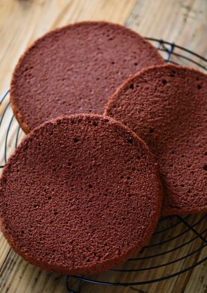 ふわふわしっとり♡チョコスポンジケーキ♪-レシピのメイン写真