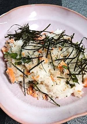 焼き鮭入りの混ぜ寿司-レシピのメイン写真
