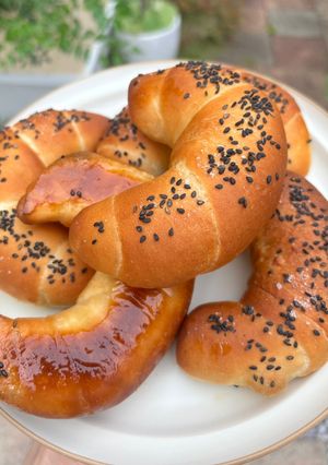 カリカリじゅわ〜🥐塩バターロール-レシピのメイン写真