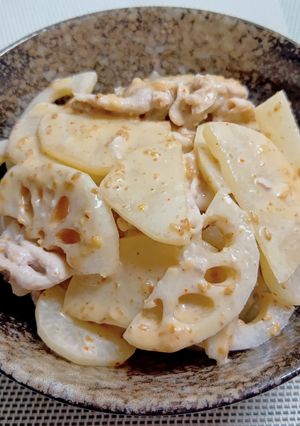 蒸し豚しゃぶ肉と根菜のピリ辛胡麻だれかけ-レシピのメイン写真