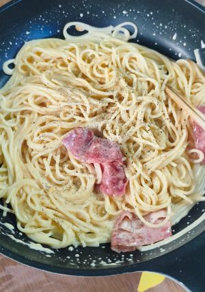 とまおっ流ベーコンとチーズのカルボナーラ風パスタ-レシピのメイン写真