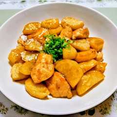 A picture of 節約簡単夕飯主菜じゃがいも鶏胸中華黒酢炒め肉料理.