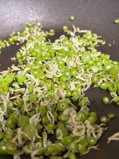 春菊の茎としらす炒めふりかけ-レシピのメイン写真