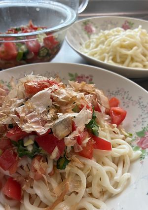 トマトとオクラのピリッと簡単冷やしうどん-レシピのメイン写真