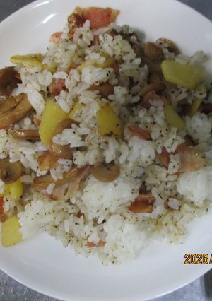 辛味りんごとベーコンの炒飯-レシピのメイン写真