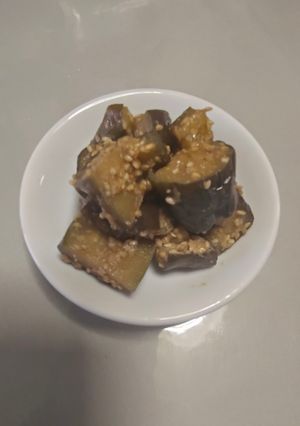 レンジで超簡単🌟なすの甘辛ごま味噌和え-レシピのメイン写真