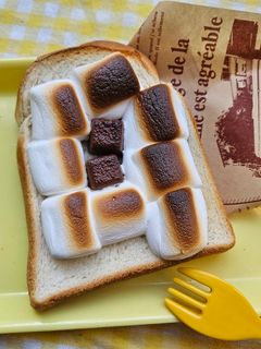 朝食おやつ!マシュマロ土手チョコトースト-レシピのメイン写真