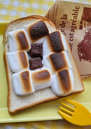 朝食おやつ！マシュマロ土手チョコトースト-レシピのメイン写真
