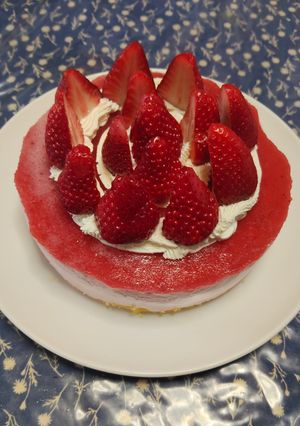 赤ずきんのイチゴたっぷりケーキ-レシピのメイン写真