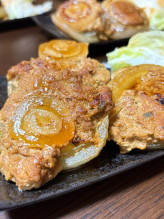とろける♫新玉ねぎのジューシー肉詰め-レシピのメイン写真