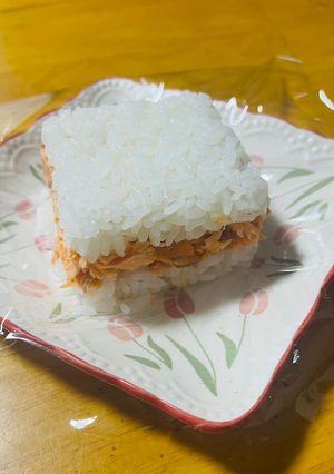 簡単☆詰めるだけのおにぎり🍙-レシピのメイン写真
