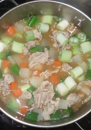 味噌鍋♪簡単大根ネギ豚肉人参-レシピのメイン写真