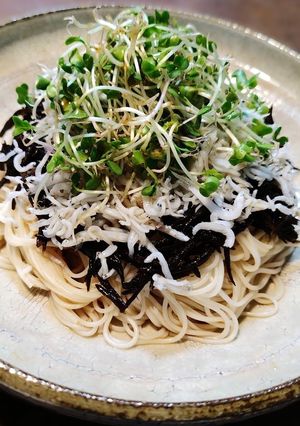 ひじき、しらす、スプラウトの素麺-レシピのメイン写真