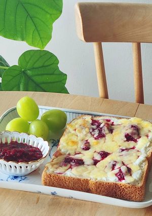 簡単ラズベリージャムdeチーズケーキパン-レシピのメイン写真