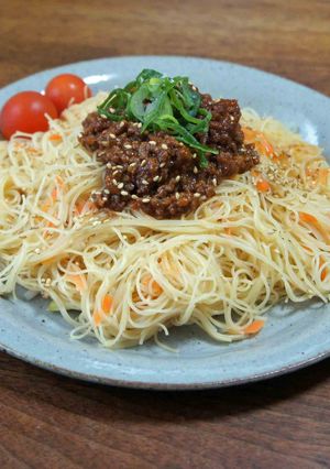 ピリ辛肉味噌ビーフン-レシピのメイン写真