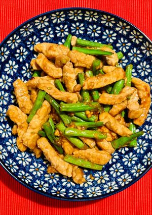 豚ヒレ肉とさやいんげんの香味醤油炒め-レシピのメイン写真