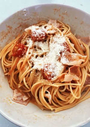 レンジで簡単！トマトとベーコンのパスタ-レシピのメイン写真