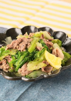 どっさりレタスと豚肉の塩レモン炒め-レシピのメイン写真