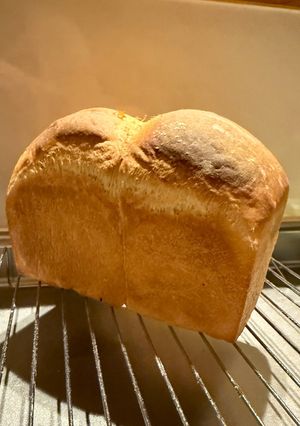 ルヴァン入りの食パン。-レシピのメイン写真