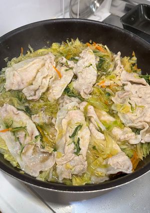 野菜がたっぷり摂れる鍋？食べる汁-レシピのメイン写真