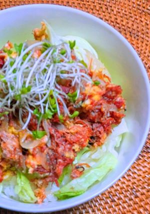 コンビーフ卵サラダ丼-レシピのメイン写真
