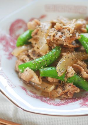 スナップえんどう・新玉・豚肉の中華炒め。-レシピのメイン写真