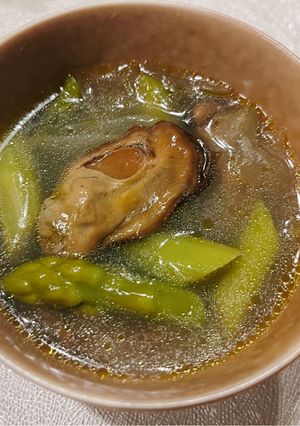 スモーク牡蠣とアスパラのスープ-レシピのメイン写真