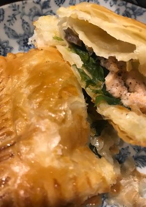 サーモンとほうれん草のパイ包-レシピのメイン写真