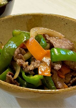 牛肉とピーマン、人参、玉ねぎの中華炒め-レシピのメイン写真