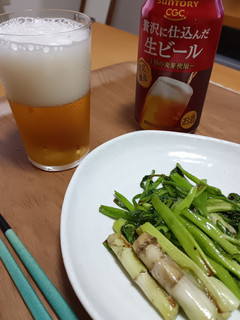 ビールのつまみ/せりのオリーブ油炒め-レシピのメイン写真