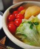 ＊レタスとトマトと練り物のおでん＊