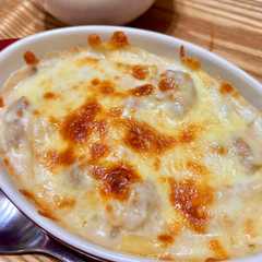 รูปของ ホワイトソース缶で☆鶏もも肉のマカロニグラタン