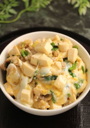 簡単！ニラ豆腐丼-レシピのメイン写真