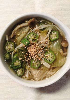 簡単オクラと レタス えのきの 白だしスープ♪-レシピのメイン写真