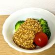 ブロッコリーの納豆ドレッシングがけ