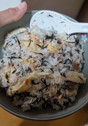 入れるだけ！激旨梅ひじき炊き込みご飯-レシピのメイン写真