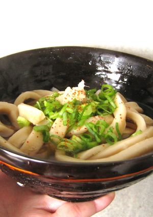 水の代わりに味噌汁で作るうどんの麺-レシピのメイン写真