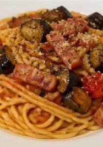 トマト缶不使用。なすとベーコンのトマトパスタ-レシピのメイン写真