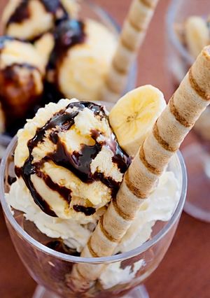 簡単おいしいチョコプリンとバナナのパフェ-レシピのメイン写真